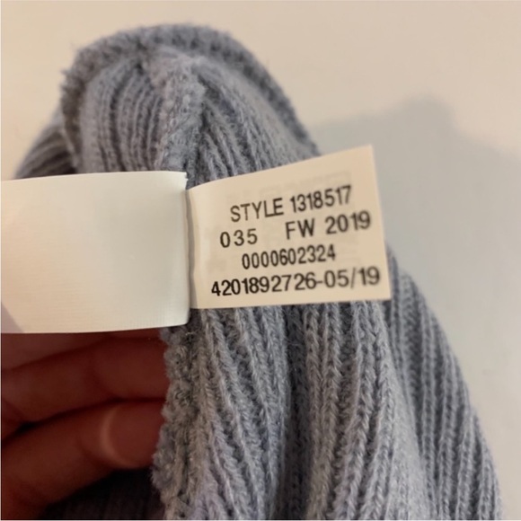 Under Armour Beanie - Picture 7 of 7